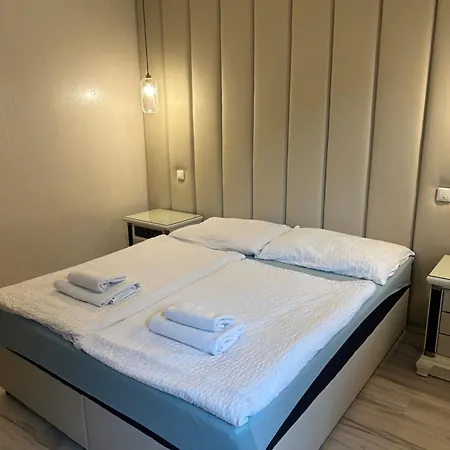 Penzion Velky Meder*** 公寓式酒店